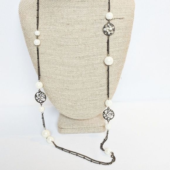 Vintage Multi Chain Necklace with Flower Disks - Picture 3 of 6